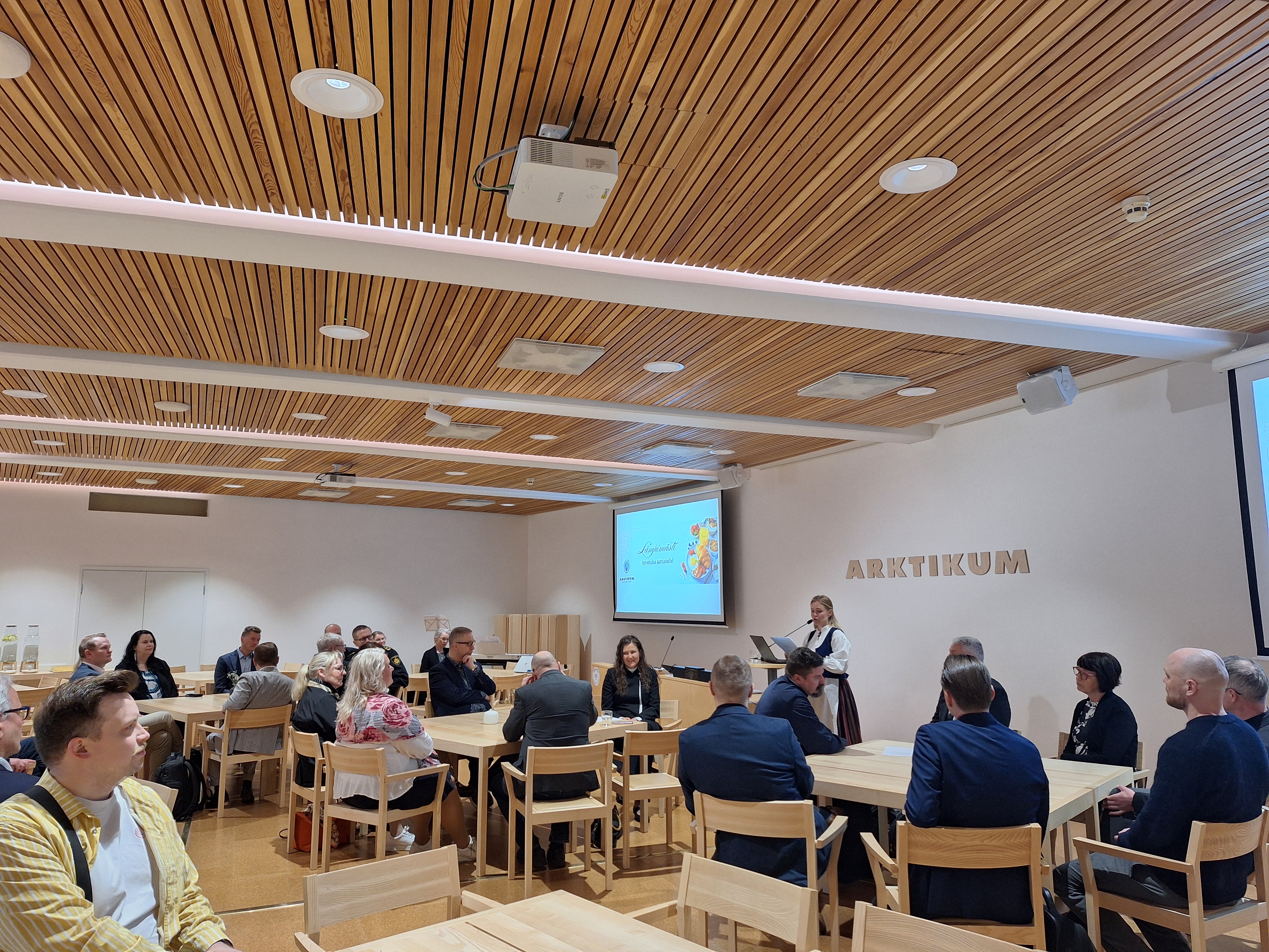Yhteinen 5. rukousaamiainen järjesetttiin Arktikumissa