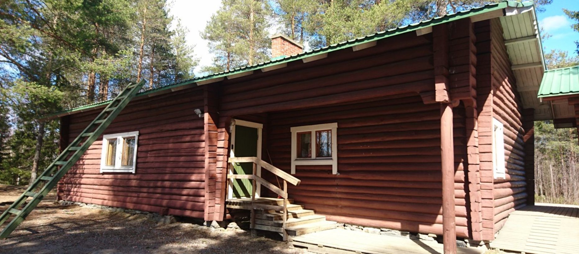 Paaniemen maja Paaniemen maja kuvattuna ulkoapäin.