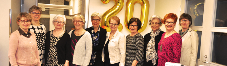 Ruokapankki täytti tänä vuonna 20-vuotta. Kuvassa vapaaehtoisia.
